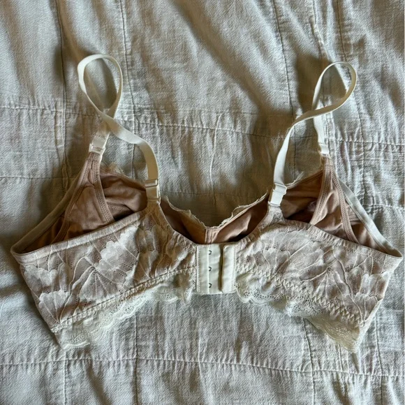 Morrow + Mint Organic Cotton Tulip Lace Nursing Bralette Ivory - Picture 3 of 5